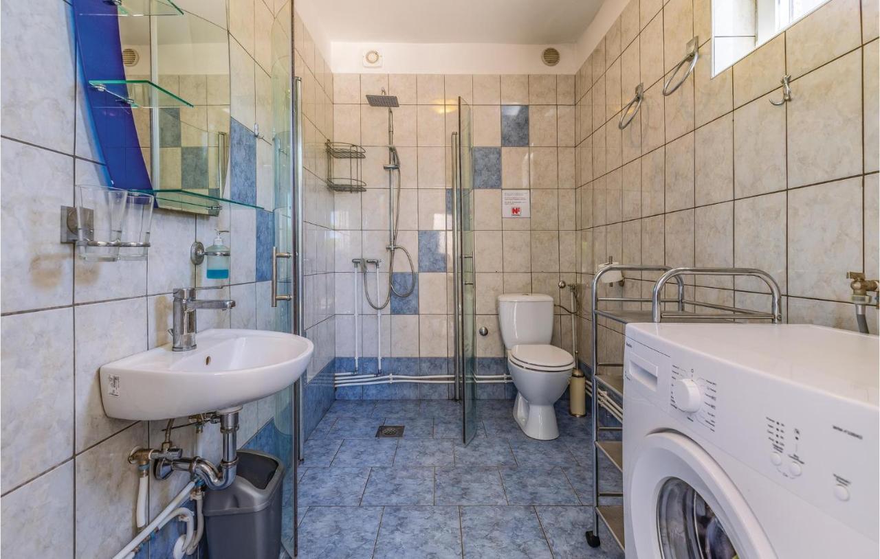 Gorgeous Apartment In Pula With Kitchen Экстерьер фото